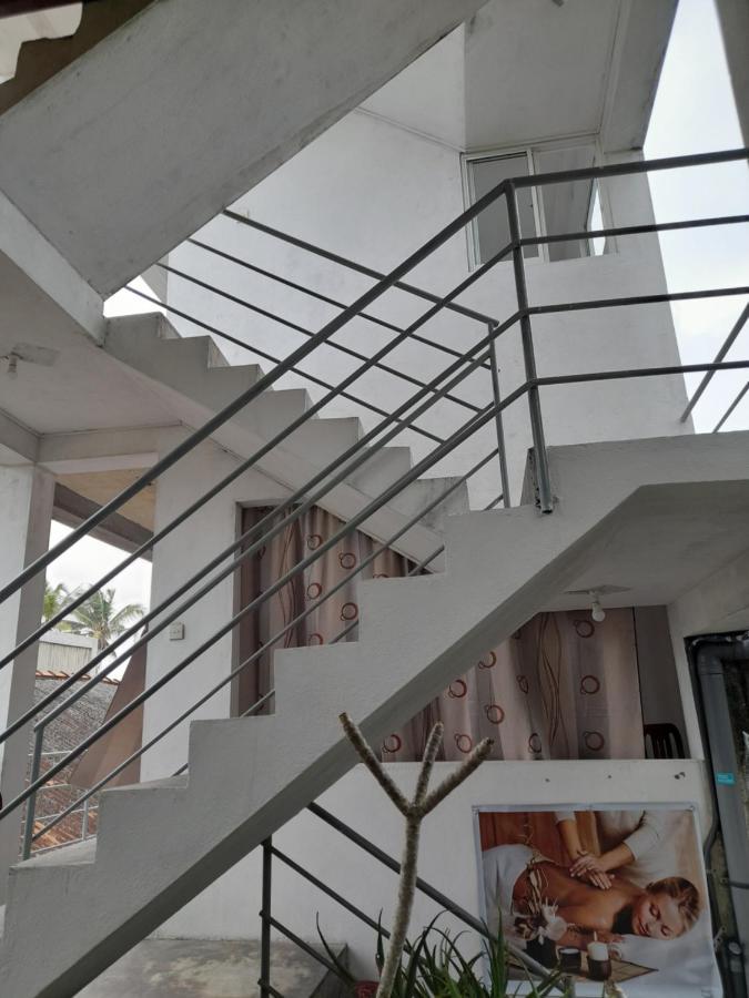 Hotel Remember Hikkaduwa Dış mekan fotoğraf